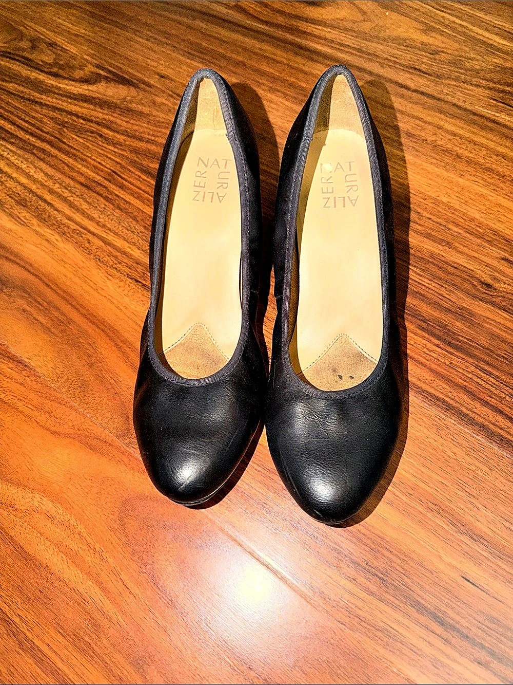 Stuart Weitzman Black Pumps